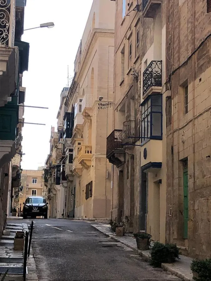 דירות Floriana Cosy Townhouse מלטה