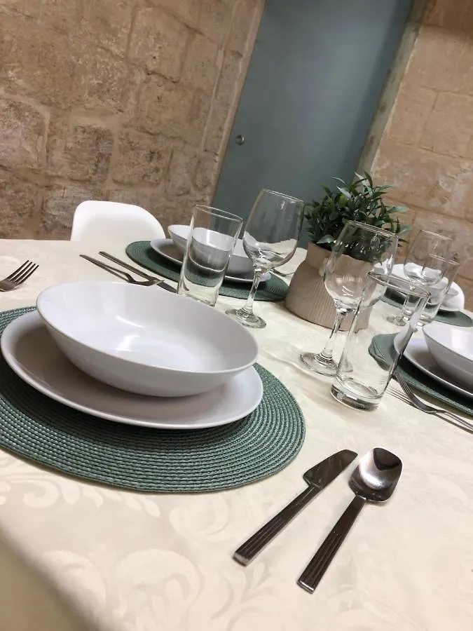 דירות Floriana Cosy Townhouse